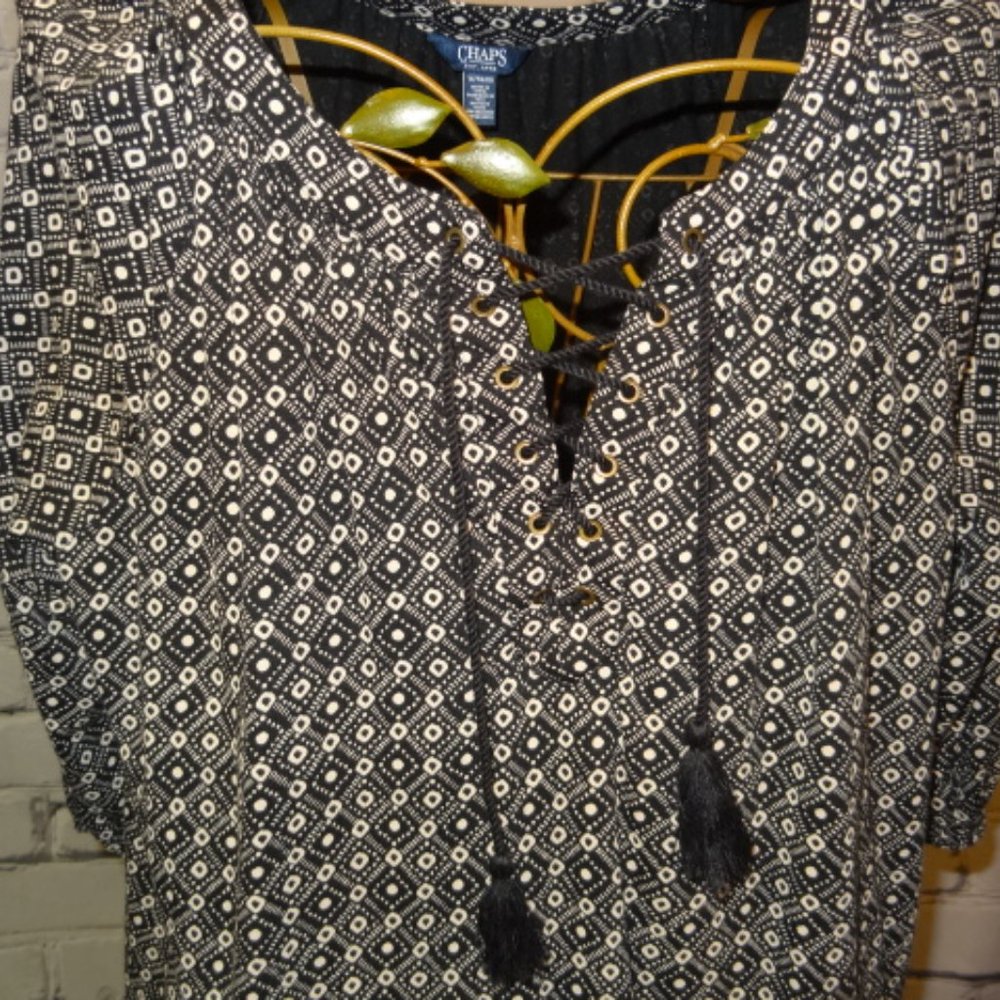 Chaps Black & Tan Print 3 Quarter Sleeve Tunic, Like New - Picture 3 of 6